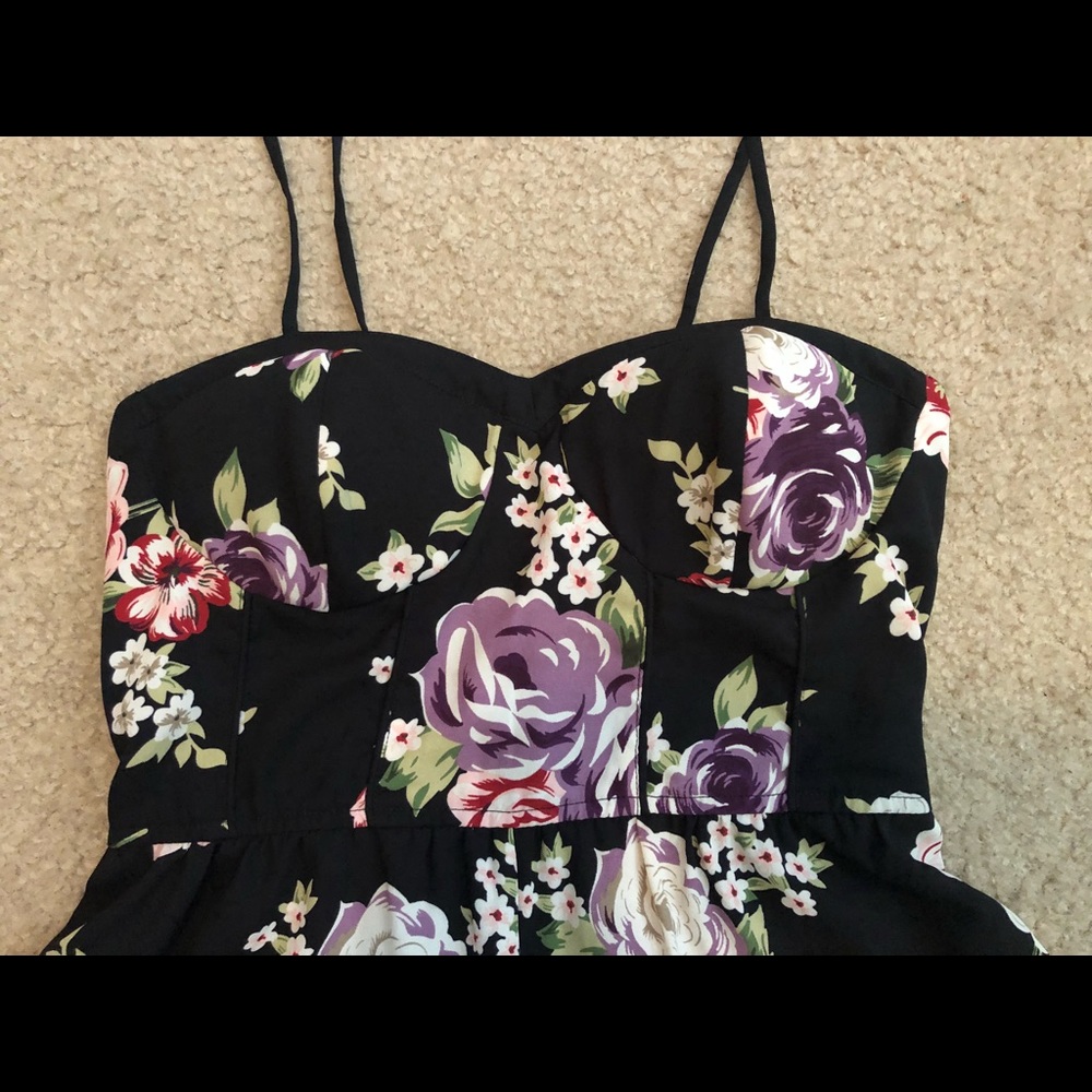 Romper - Picture 2 of 3